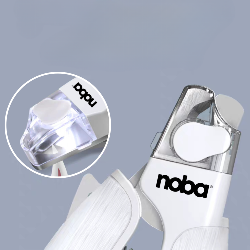 Nail clippers for cats and dogs