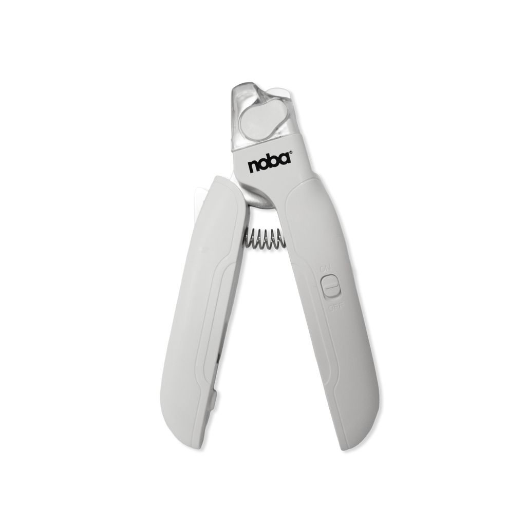 Nail clippers for cats and dogs