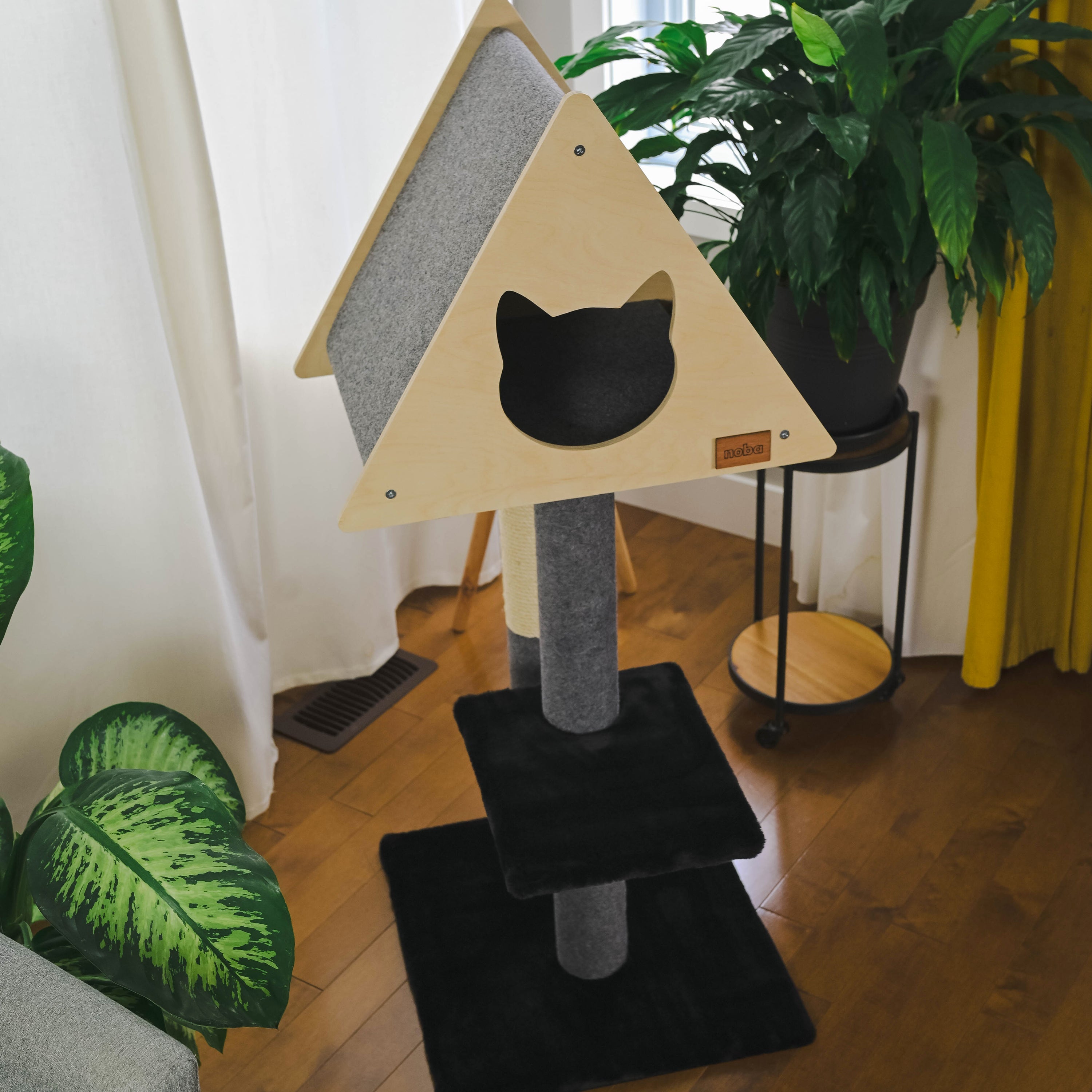 Teepee Hideout – Arbre à chats Deluxe à 2 niveaux