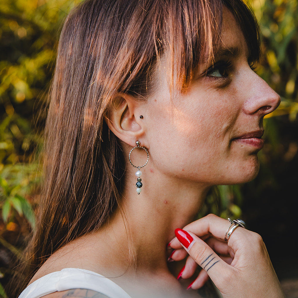 Boucles d’oreilles en pierres naturelles et perles