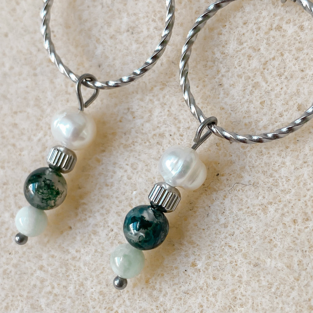 Boucles d’oreilles en pierres naturelles et perles