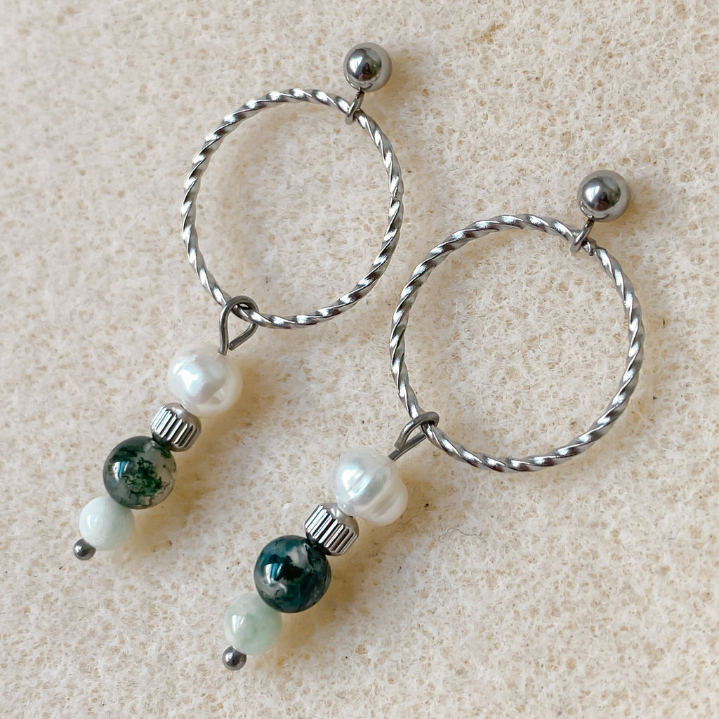 Boucles d’oreilles en pierres naturelles et perles