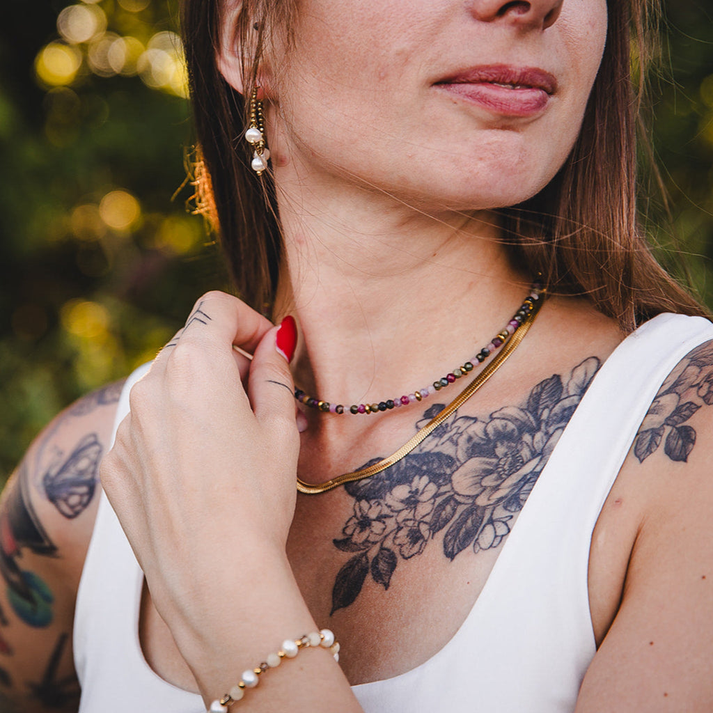 Collier ras de cou doré